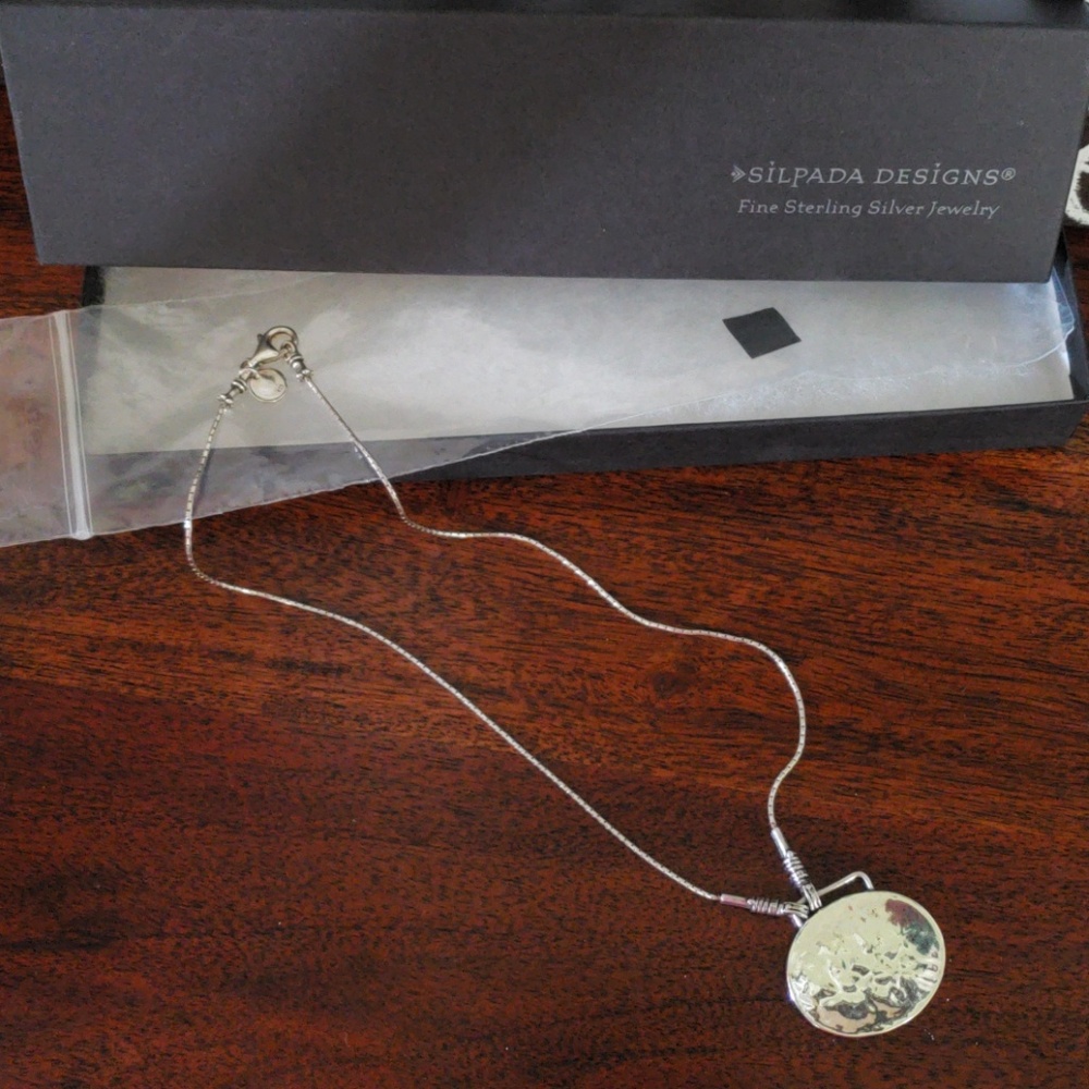 Silpada Hammered Sterling Silver Disc necklace